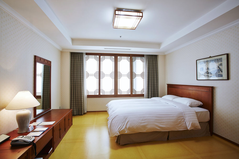 Hotel Hyundai By Lahan Ulszan Kültér fotó