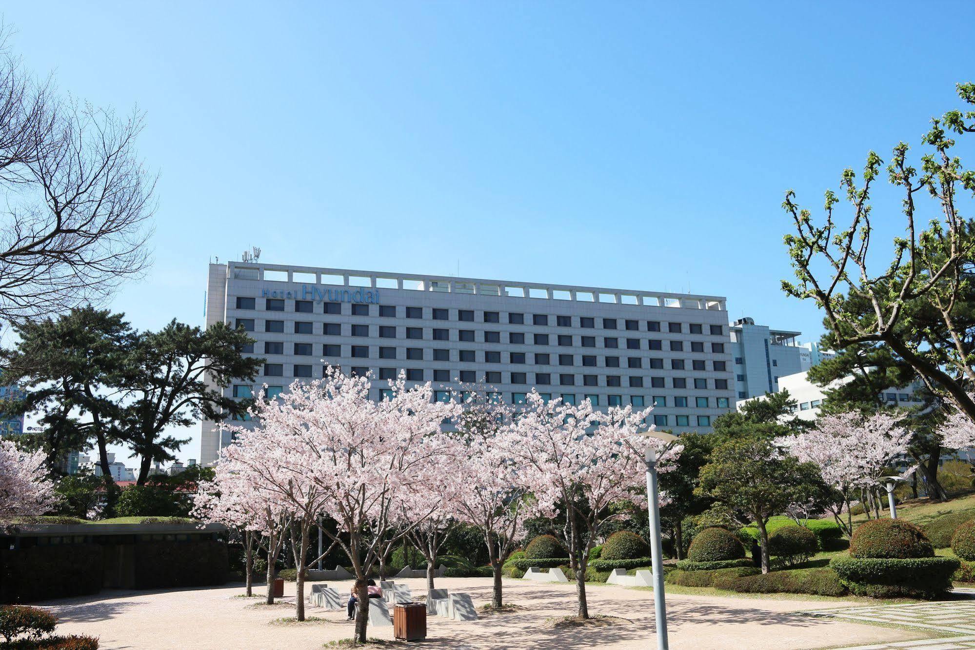 Hotel Hyundai By Lahan Ulszan Kültér fotó