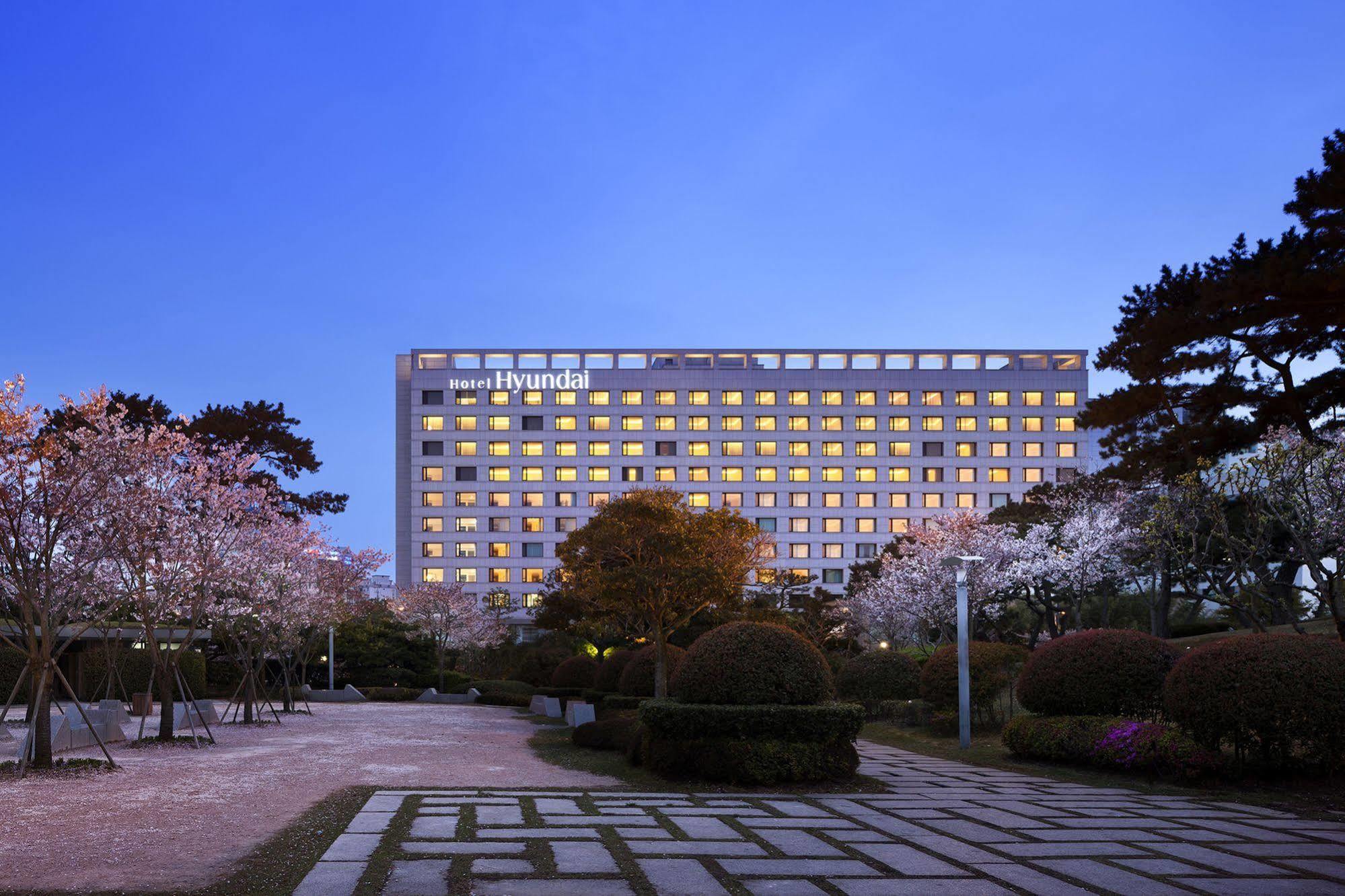 Hotel Hyundai By Lahan Ulszan Kültér fotó